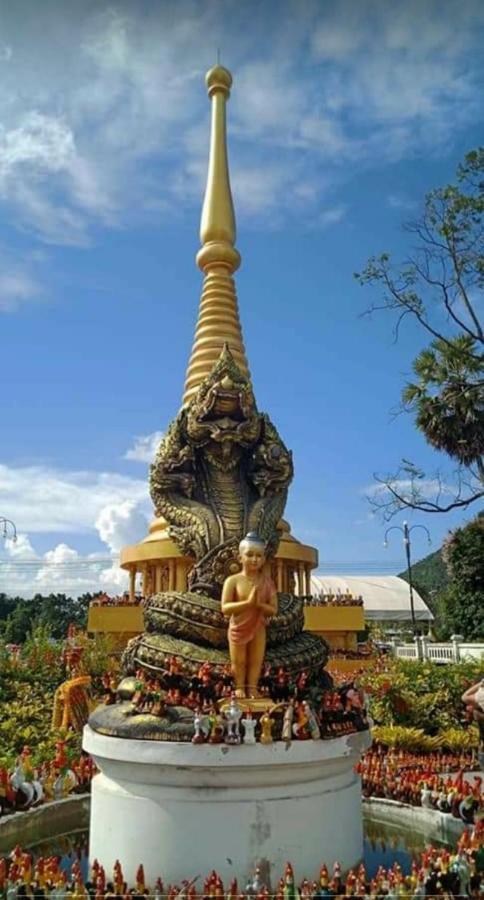 Suan Son Villa Koh Sa Nher สวนสนธิ์วิลล่า เกาะเสนอ Sha Сураттхани Экстерьер фото